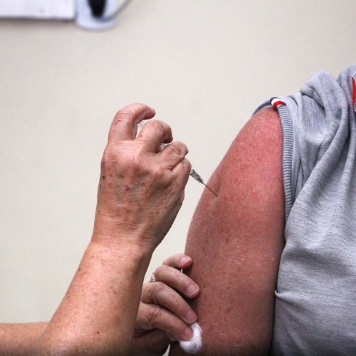 Barra Mansa realiza mutirão de vacinação contra influenza para toda a população neste sábado